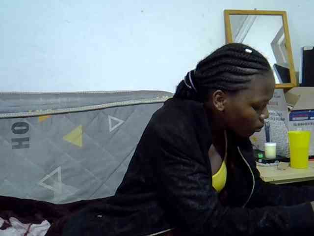 Sexybeiby1 webcam