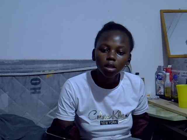 Sexybeiby1 webcam