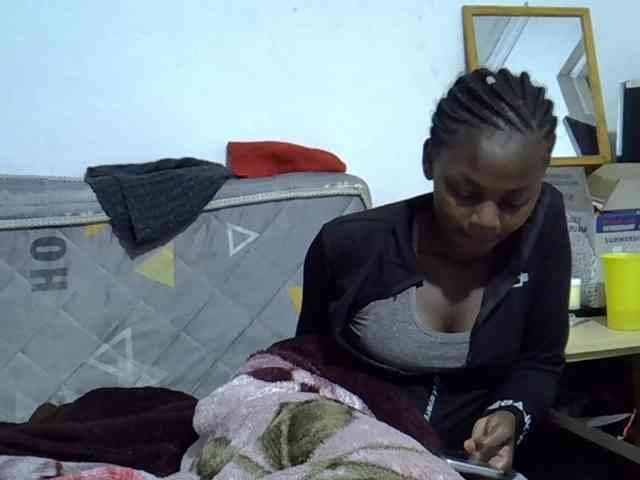 Sexybeiby1 webcam