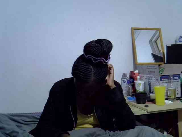 Sexybeiby1 webcam