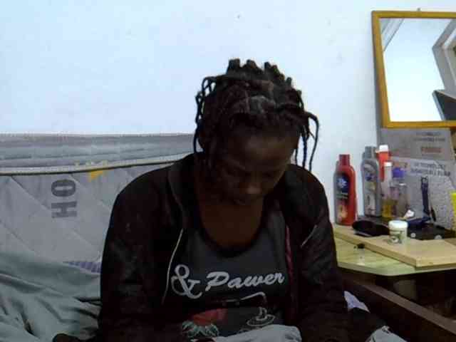 Sexybeiby1 webcam