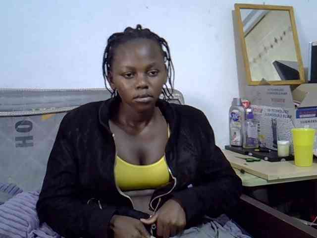 Sexybeiby1 webcam