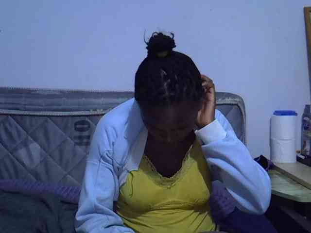 Sexybeiby1 webcam