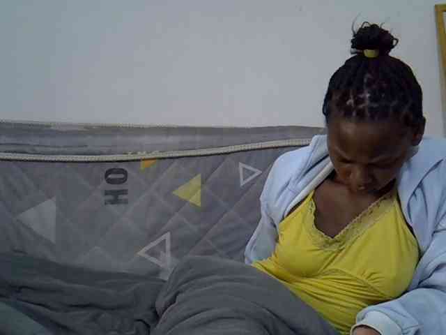 Sexybeiby1 webcam