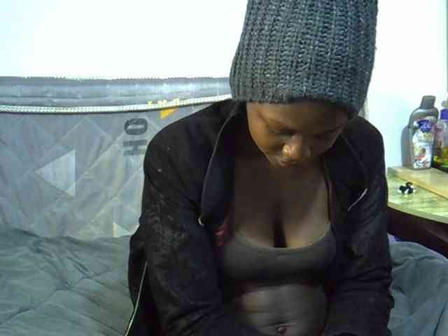 Sexybeiby1 webcam