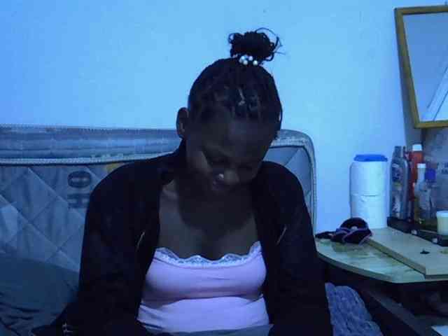Sexybeiby1 webcam