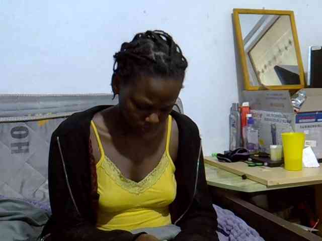 Sexybeiby1 webcam