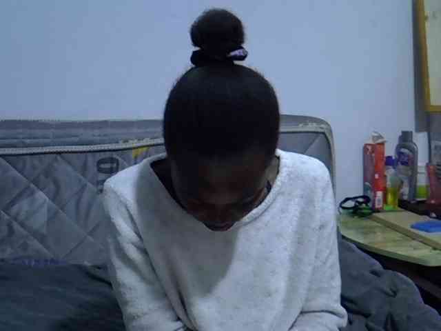 Sexybeiby1 webcam