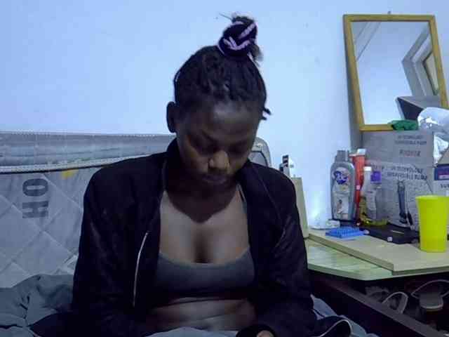 Sexybeiby1 Live Webcam on BongaCams