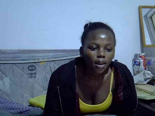 Sexybeiby1 webcam