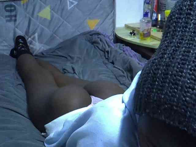 Sexybeiby1 webcam