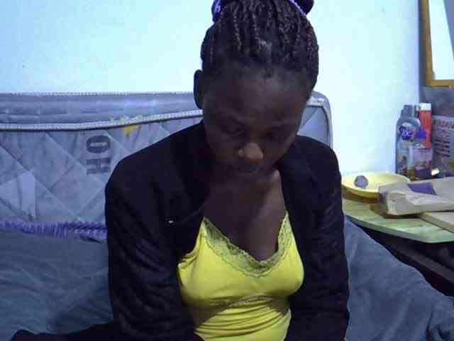Sexybeiby1 webcam