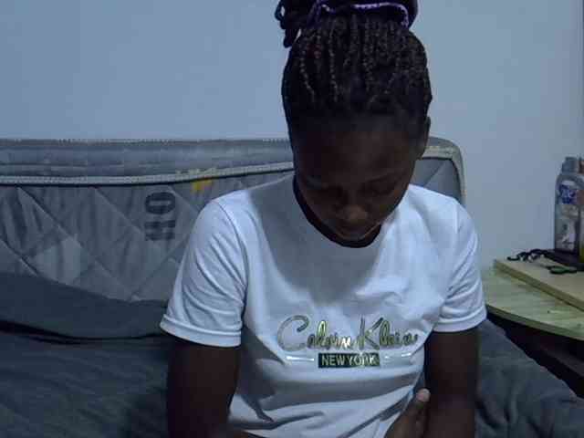 Sexybeiby1 webcam