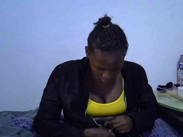 Sexybeiby1 webcam