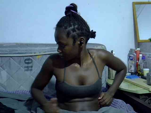 Sexybeiby1 webcam