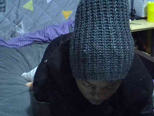 Sexybeiby1 webcam