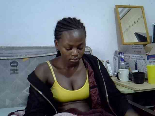 Sexybeiby1 webcam