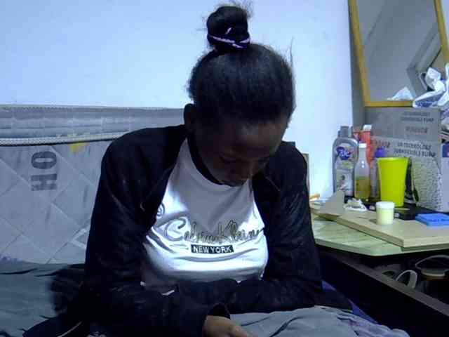 Sexybeiby1 webcam