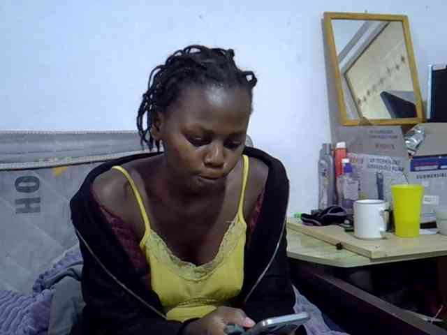 Sexybeiby1 webcam