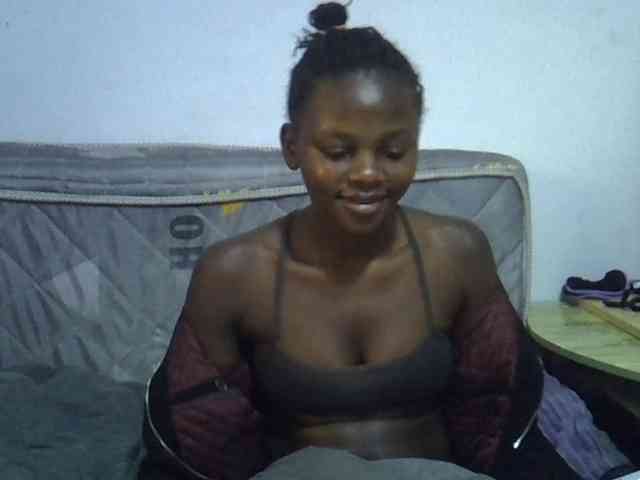 Sexybeiby1 webcam