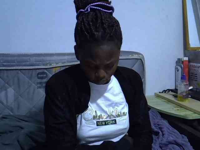 Sexybeiby1 webcam