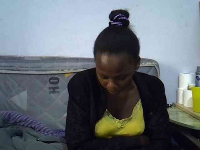 Sexybeiby1 webcam