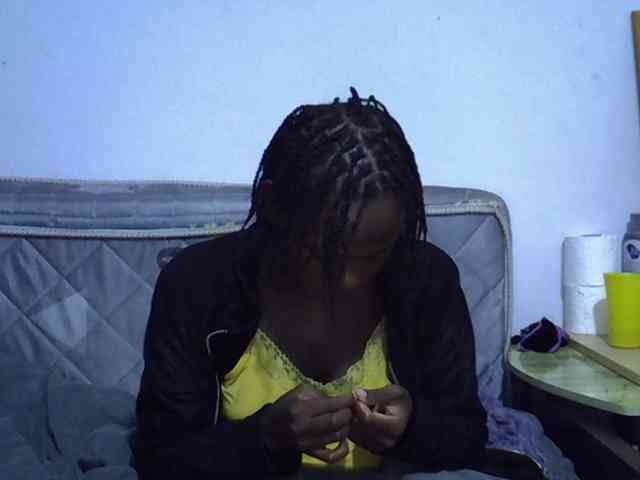 Sexybeiby1 webcam