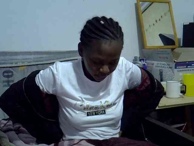 Sexybeiby1 webcam