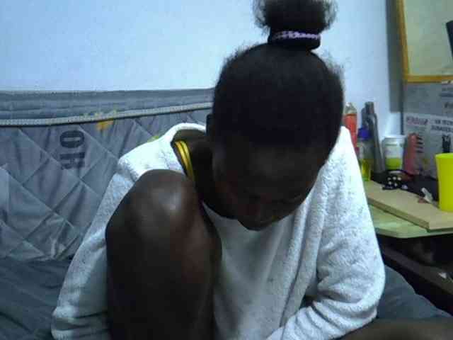 Sexybeiby1 webcam