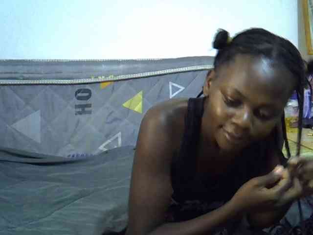 Sexybeiby1 webcam