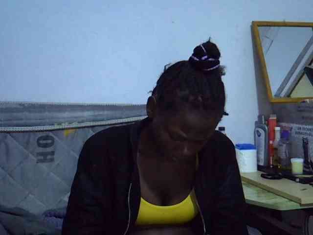 Sexybeiby1 webcam