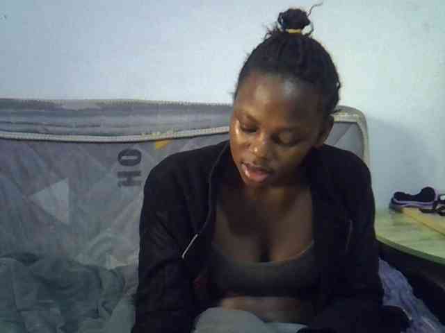 Sexybeiby1 webcam