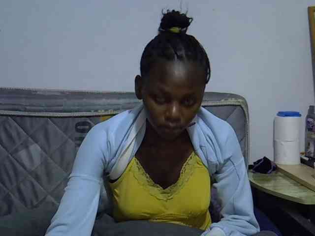 Sexybeiby1 webcam
