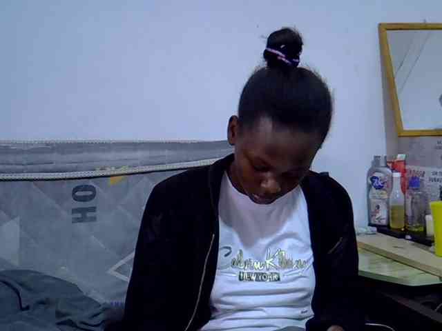 Sexybeiby1 webcam