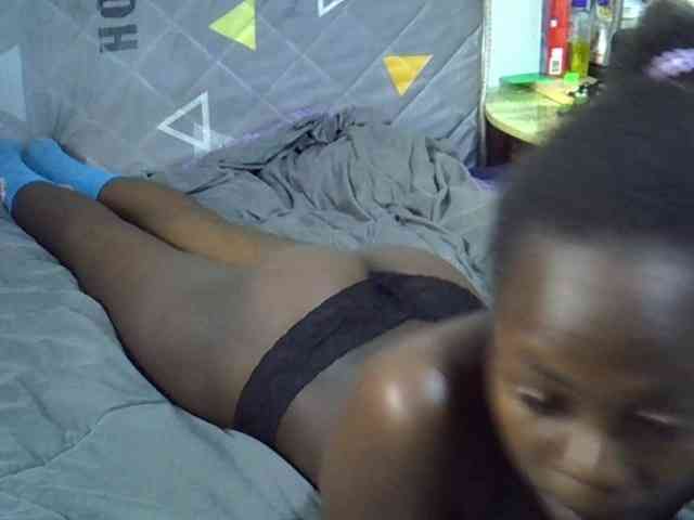Sexybeiby1 webcam