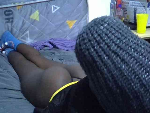 Sexybeiby1 webcam