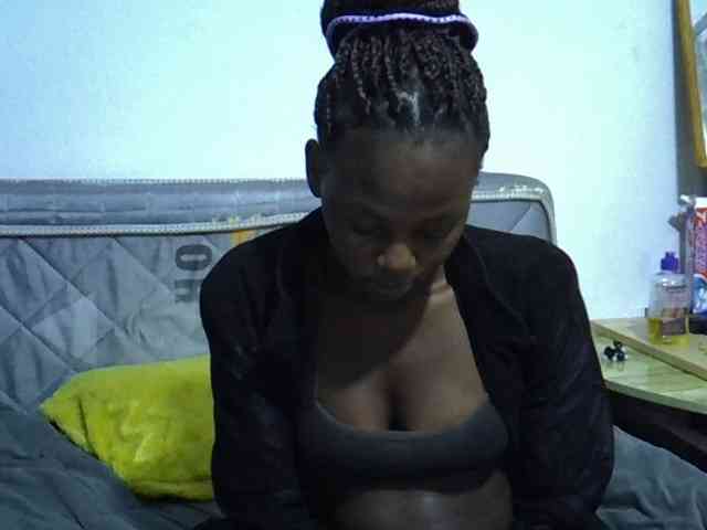 Sexybeiby1 webcam