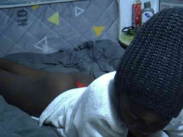 Sexybeiby1 webcam