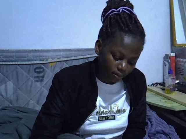 Sexybeiby1 webcam