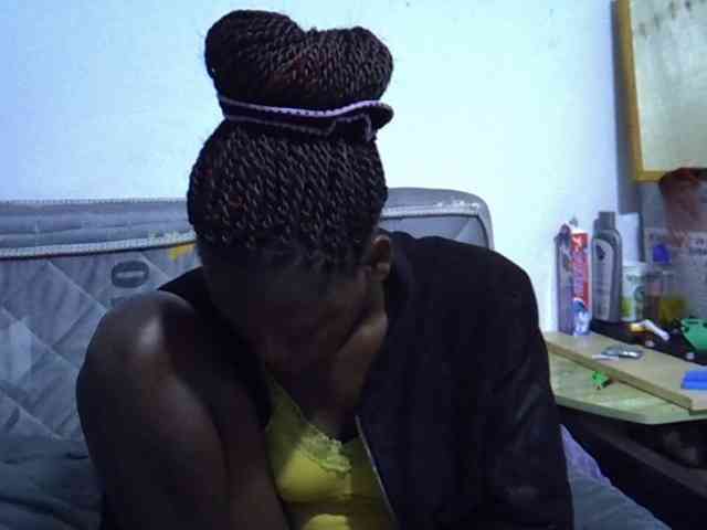 Sexybeiby1 webcam