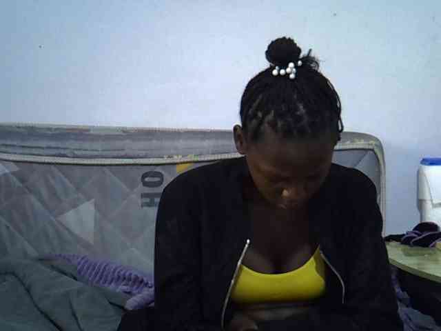 Sexybeiby1 webcam