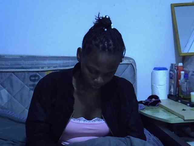 Sexybeiby1 webcam