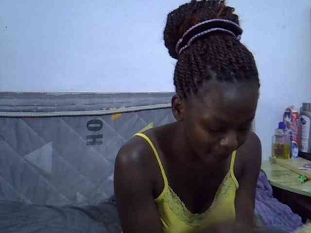 Sexybeiby1 webcam