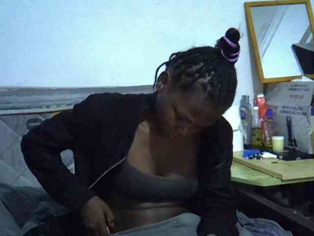 Sexybeiby1 webcam