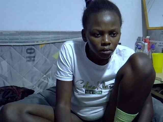 Sexybeiby1 webcam