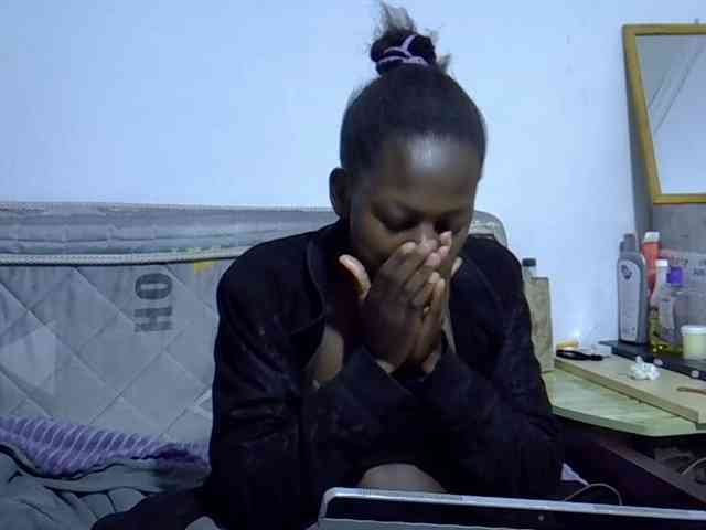 Sexybeiby1 webcam