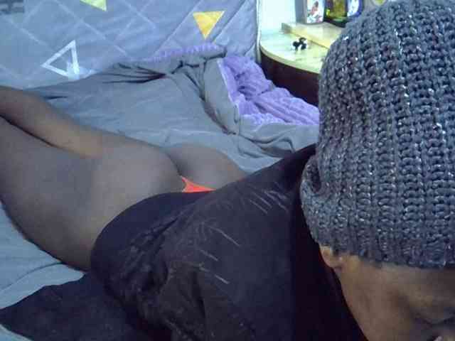 Sexybeiby1 webcam