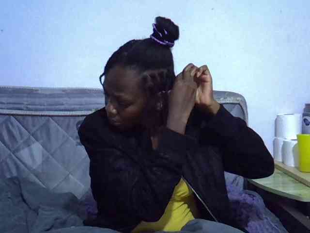 Sexybeiby1 webcam