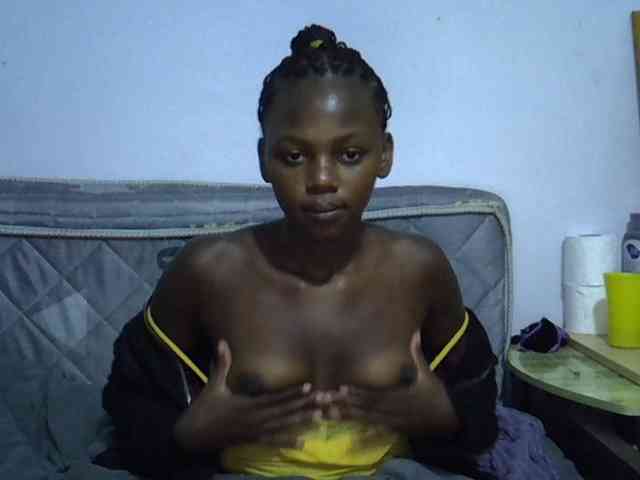 Sexybeiby1 webcam