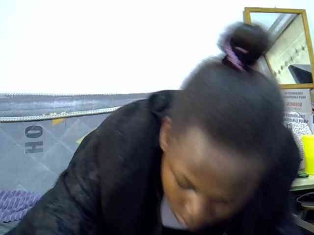 Sexybeiby1 webcam